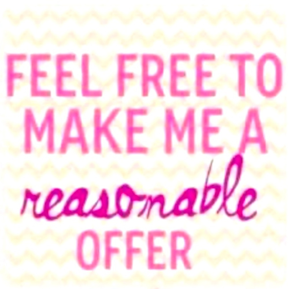 Reasonable offers 💕